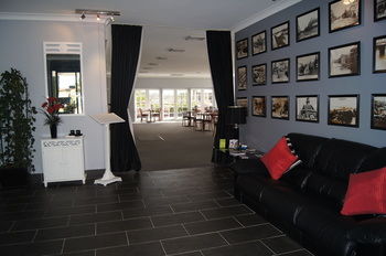 Old Maitland Inn - Accommodation 4U 18