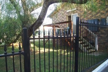 Old Maitland Inn - Accommodation 4U 55