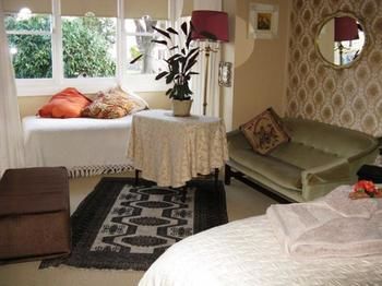 A Winter-rose Cottage B&B - Accommodation 4U 10