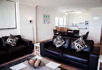 Elouera Tower Beachfront Apartments - Accommodation 4U 30