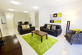 Astina Serviced Apartments - Central - Accommodation 4U 14