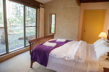 Bawley Bush Retreat And Cottages - Accommodation 4U 18