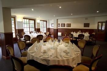 Marybrooke Manor - Accommodation 4U 10