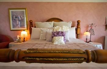 Bimbadeen Mountain Retreat - Accommodation 4U 12