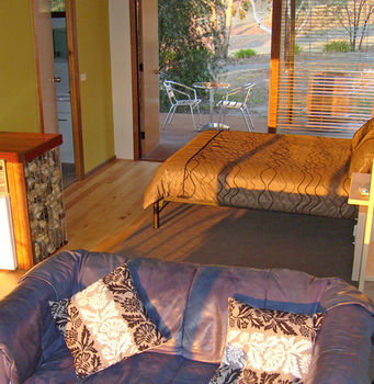 Valley Farm Vineyard Cottages - Accommodation 4U 14