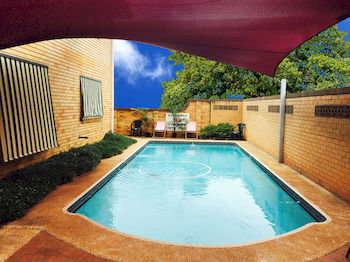 Civic Motel - Accommodation 4U 7