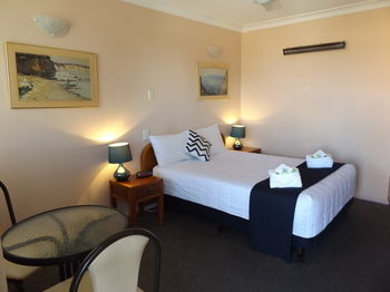 Civic Motel - Accommodation 4U 21