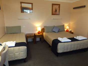 Civic Motel - Accommodation 4U 26