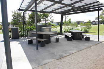 Direct Hotels - Breeze On Brightwater - Accommodation 4U 4