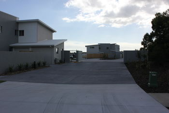 Direct Hotels - Breeze On Brightwater - Accommodation 4U 7