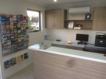 Direct Hotels - Breeze On Brightwater - Accommodation 4U 18