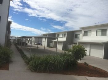 Direct Hotels - Breeze On Brightwater - Accommodation 4U 19