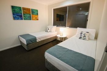 Direct Hotels - Breeze On Brightwater - Accommodation 4U 24