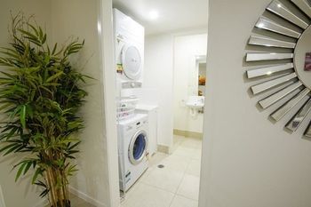 Direct Hotels - Breeze On Brightwater - Accommodation 4U 28