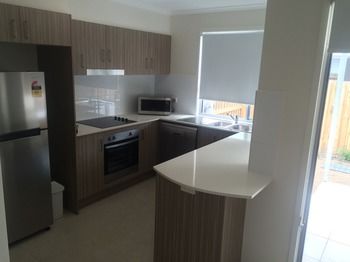 Direct Hotels - Breeze On Brightwater - Accommodation 4U 38