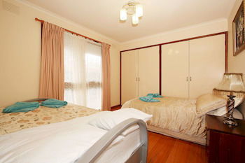  Accommodation 4U