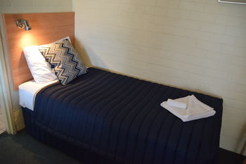 Best Western Coachman's Inn Motel - Accommodation 4U 17
