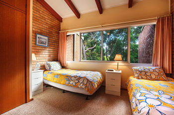 Mollymook Beach Units - Accommodation 4U 3