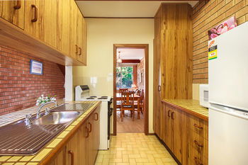 Mollymook Beach Units - Accommodation 4U 11