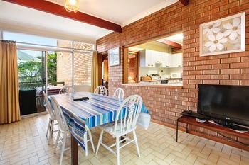 Mollymook Beach Units - Accommodation 4U 22