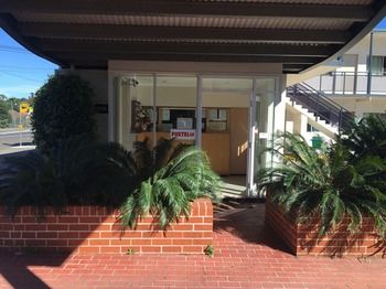 Westside Motor Inn - Accommodation 4U 11