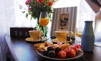 Highclaire House Bed And Breakfast - Accommodation 4U 1