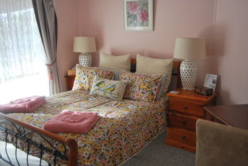 Highclaire House Bed And Breakfast - Accommodation 4U 2
