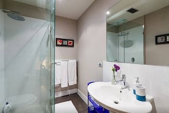 Anchor On Little Collins - Southern - Accommodation 4U 22