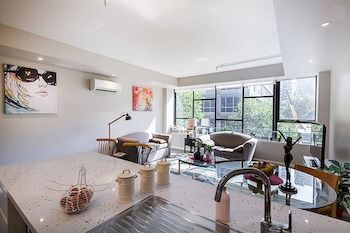Anchor On Little Collins - Southern - Accommodation 4U 33