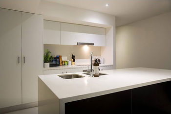 Anchor On Little Collins - Southern - Accommodation 4U 72