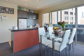 Anchor On Collins - Accommodation 4U 26