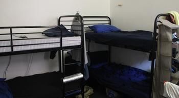Zing Backpackers - Accommodation 4U 12