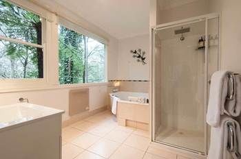 A Cottage In The Forest - Accommodation 4U 4