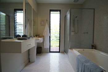 Phoenix Eumundi Bed & Breakfast - Accommodation 4U 6