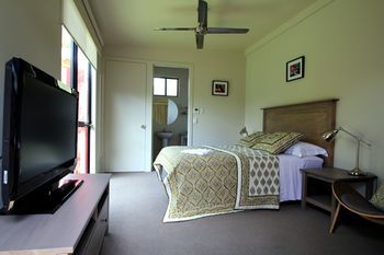 Phoenix Eumundi Bed & Breakfast - Accommodation 4U 9