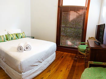 The Regents Park - Accommodation 4U 7