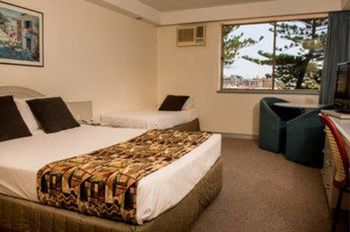 Newcastle Beach Hotel - Accommodation 4U 4