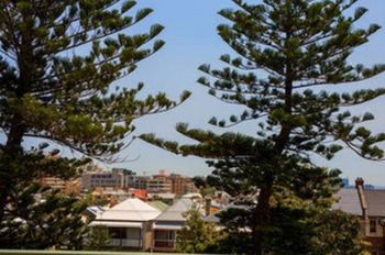 Newcastle Beach Hotel - Accommodation 4U 7