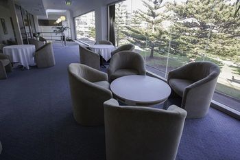 Newcastle Beach Hotel - Accommodation 4U 28