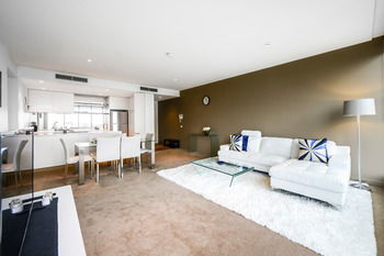 UrbanMinder @ Freshwater Place - Accommodation 4U 38