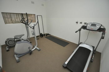 Balmain 2 Mont Furnished Apartment - Accommodation 4U 1