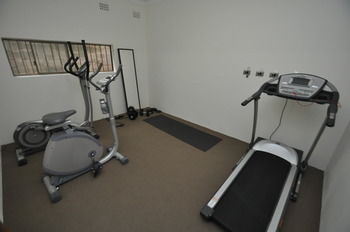 Balmain 2 Mont Furnished Apartment - Accommodation 4U 5