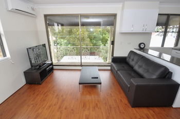 Balmain 2 Mont Furnished Apartment - Accommodation 4U 7