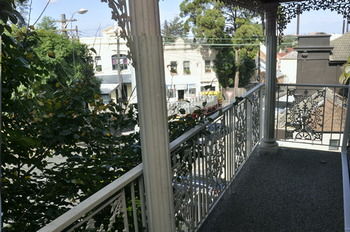 Balmain 2 Mont Furnished Apartment - Accommodation 4U 8