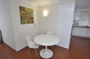 Balmain 2 Mont Furnished Apartment - Accommodation 4U 11