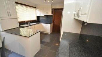 Castle Hill 60A Gil Furnished Apartment - Accommodation 4U 6