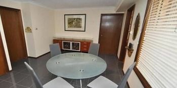 Castle Hill 60A Gil Furnished Apartment - Accommodation 4U 7