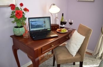 Cutmore Cottages - Bagala Bungalow - Accommodation 4U 1