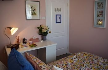 Cutmore Cottages - Bagala Bungalow - Accommodation 4U 13