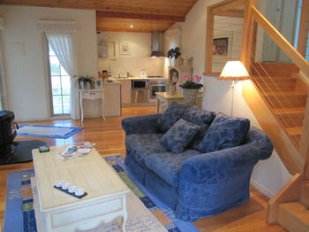 Myers Creek Cascades Luxury Cottages - Accommodation 4U 0